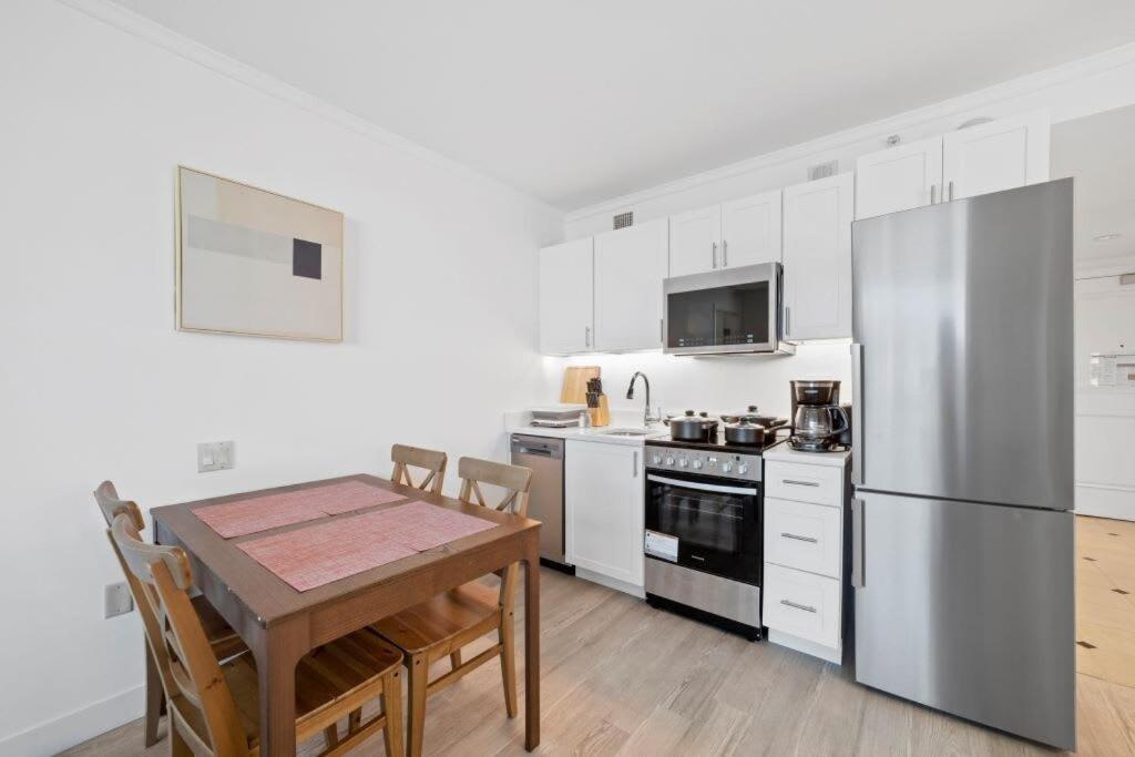 Sleep Six Cozysuites, 1Br 2Ba On The Boardwalk Атлантик Сити Екстериор снимка
